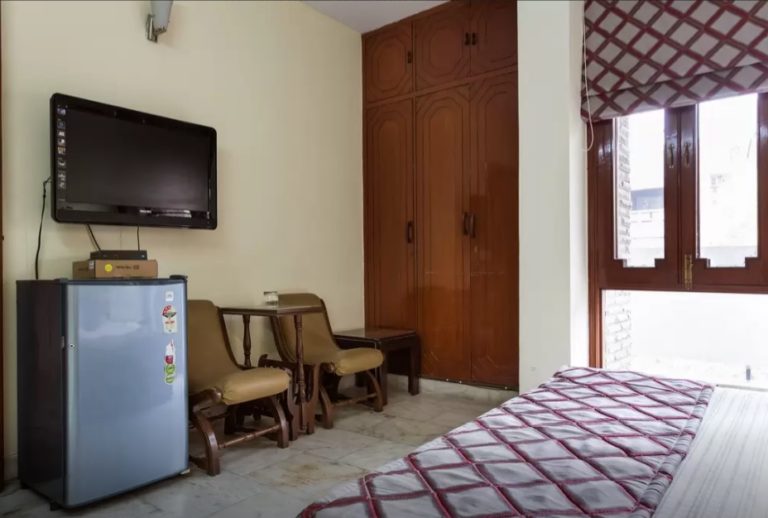 4th-Bedroom-other-angle-768×518.jpg