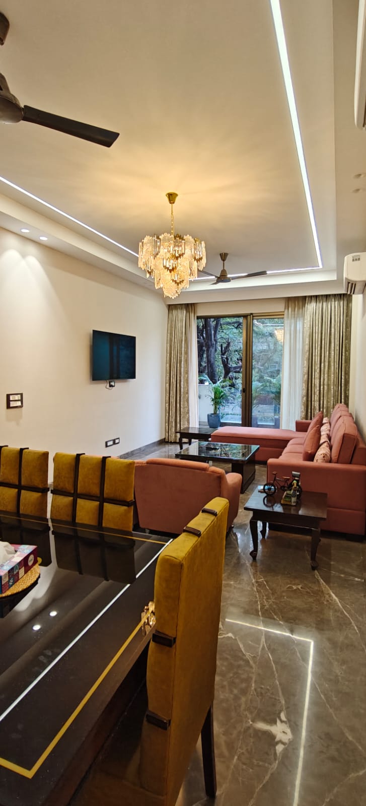 Luxury 3 BHK Serviced Apartment in GK-2