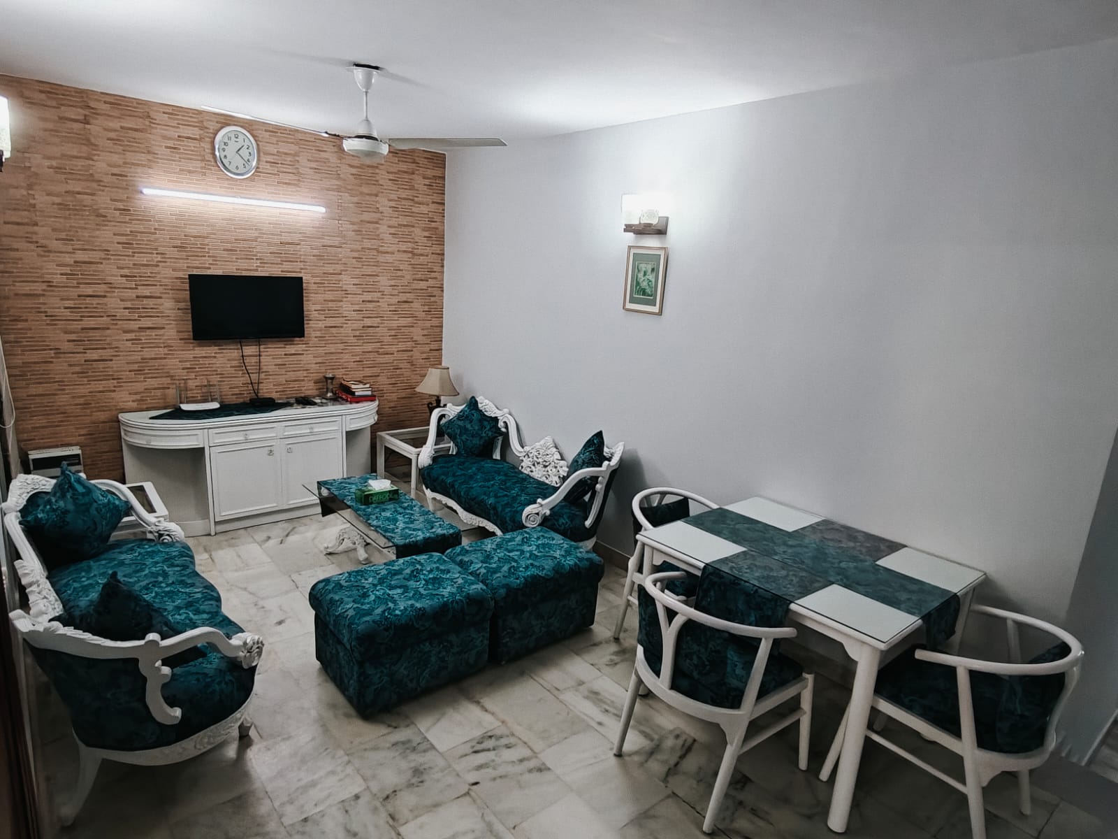 Sitting Area