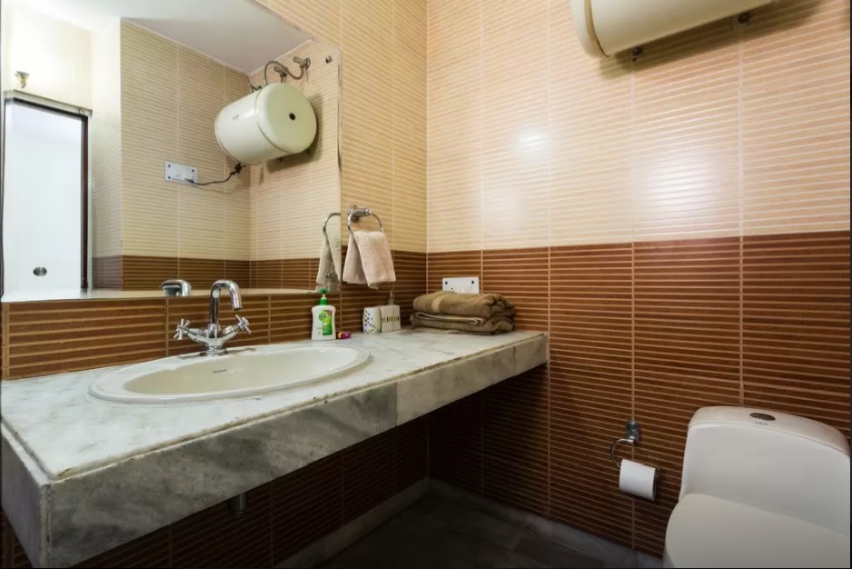 Washroom 2nd Bedroom